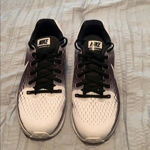Nike Zoom Pegasus 34, Size 8.5